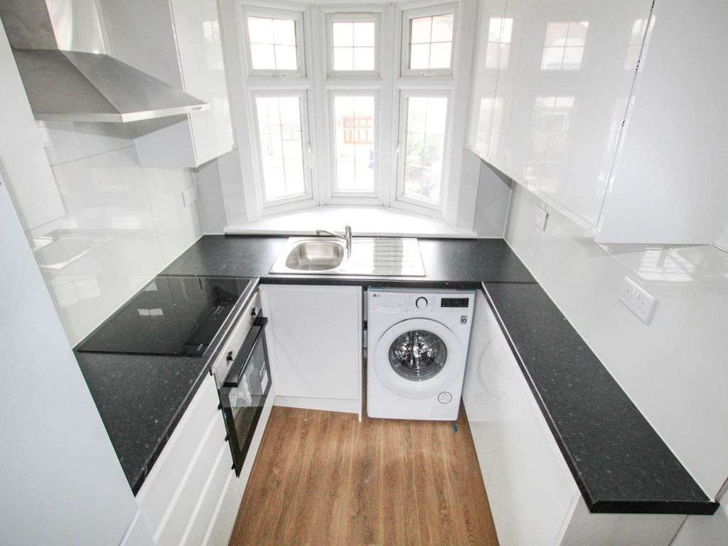 Property photo 2 of 13 Img_9121