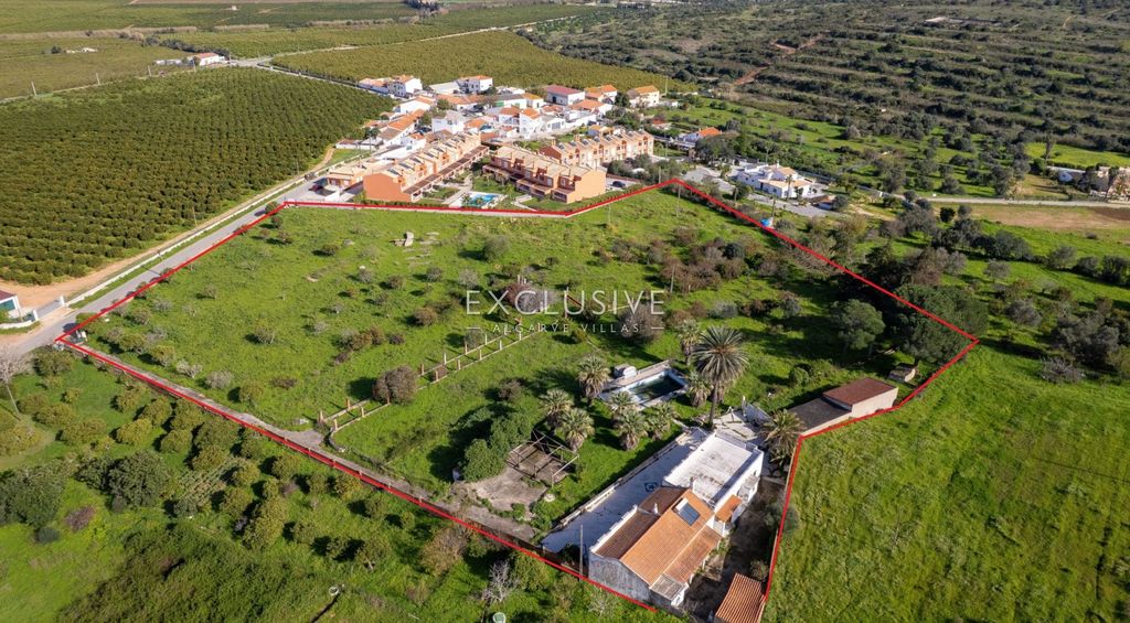 Property photo 3 of 32