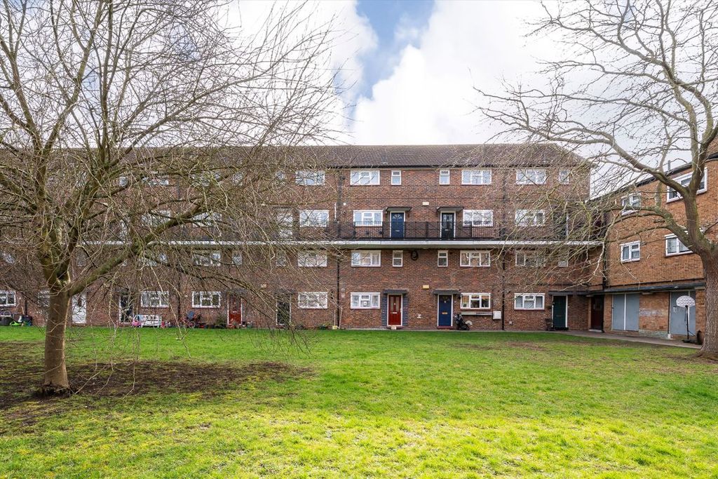 Property photo 1 of 6