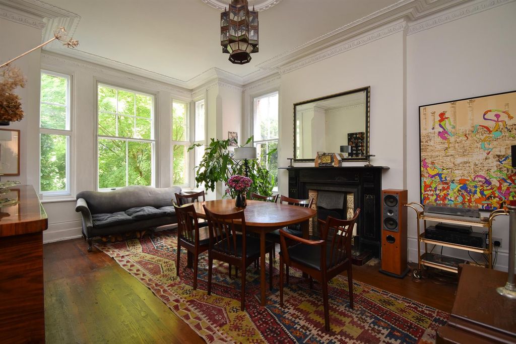 Property photo 3 of 30 Dining Room