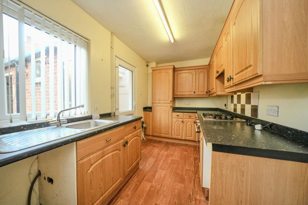 Property photo 3 of 26