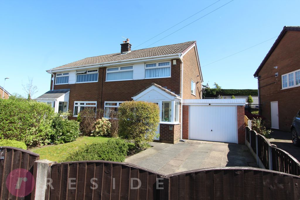 Property photo 1 of 12 House