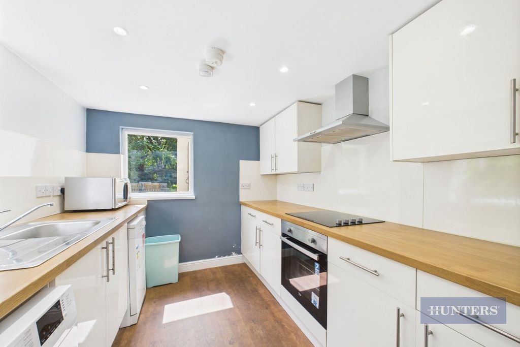 Property photo 3 of 9 Cam05152G0-Pr0117-Still008.Jpg