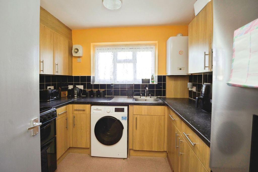 Property photo 3 of 13 Pbox-Img.Jpg