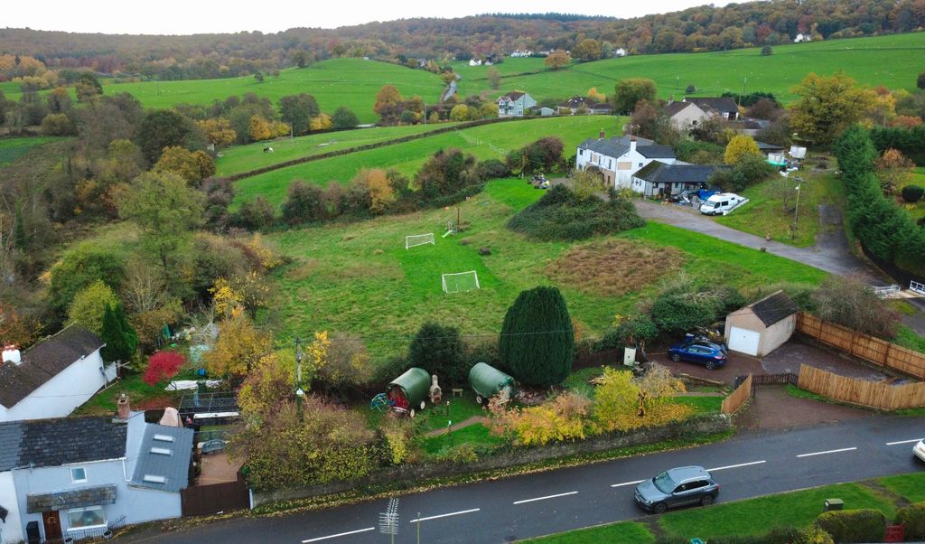 Property photo 1 of 18