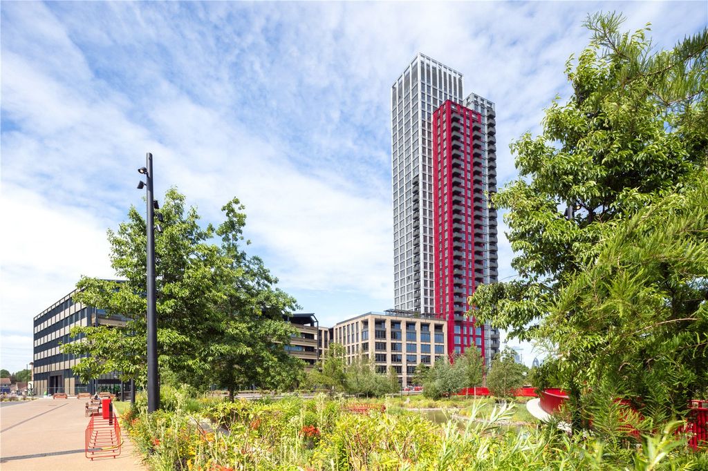 Property photo 2 of 16 Picture No. 21