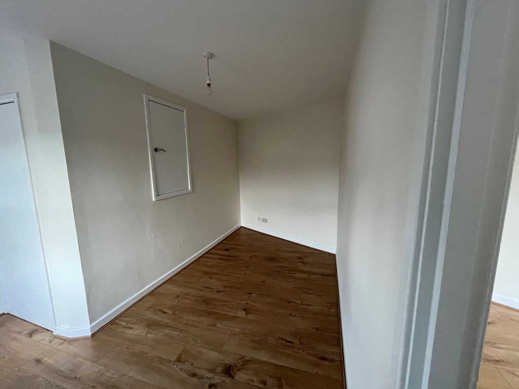 Property photo 1 of 6 Lounge