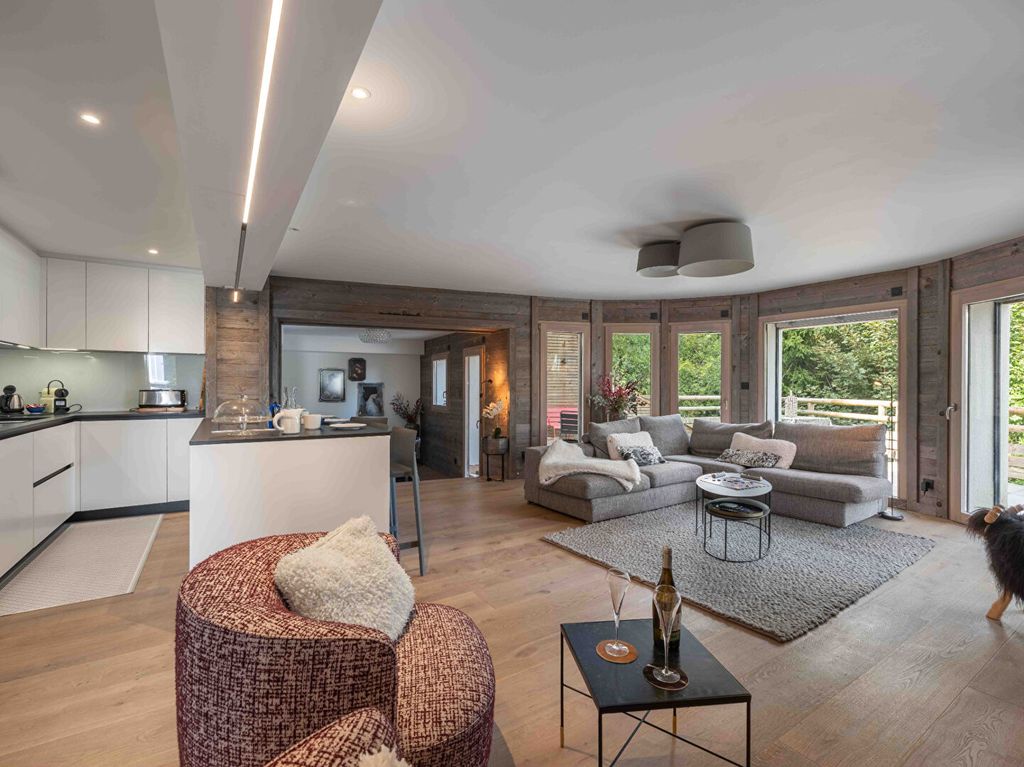 Property photo 2 of 12 Megeve Apartment For
