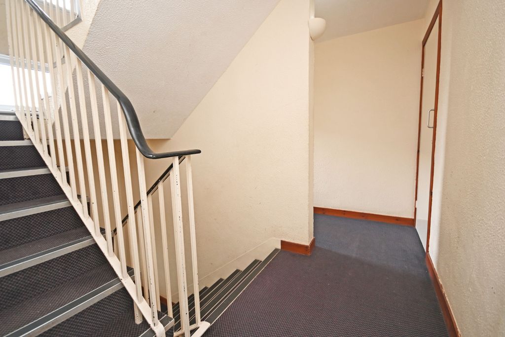 Additional image 21 of 2 bed flat for sale132 Fairhaven, Kirn, Dunoon, Argyll And Bute PA23