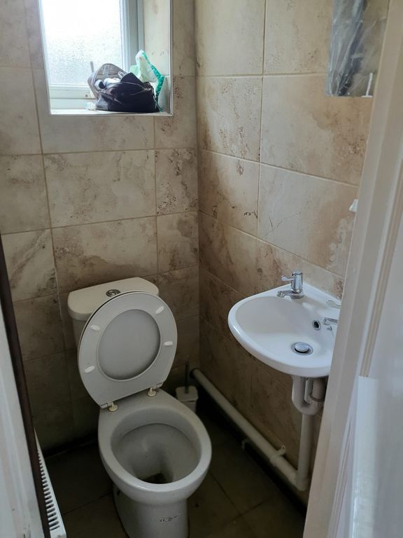 Property photo 3 of 3
