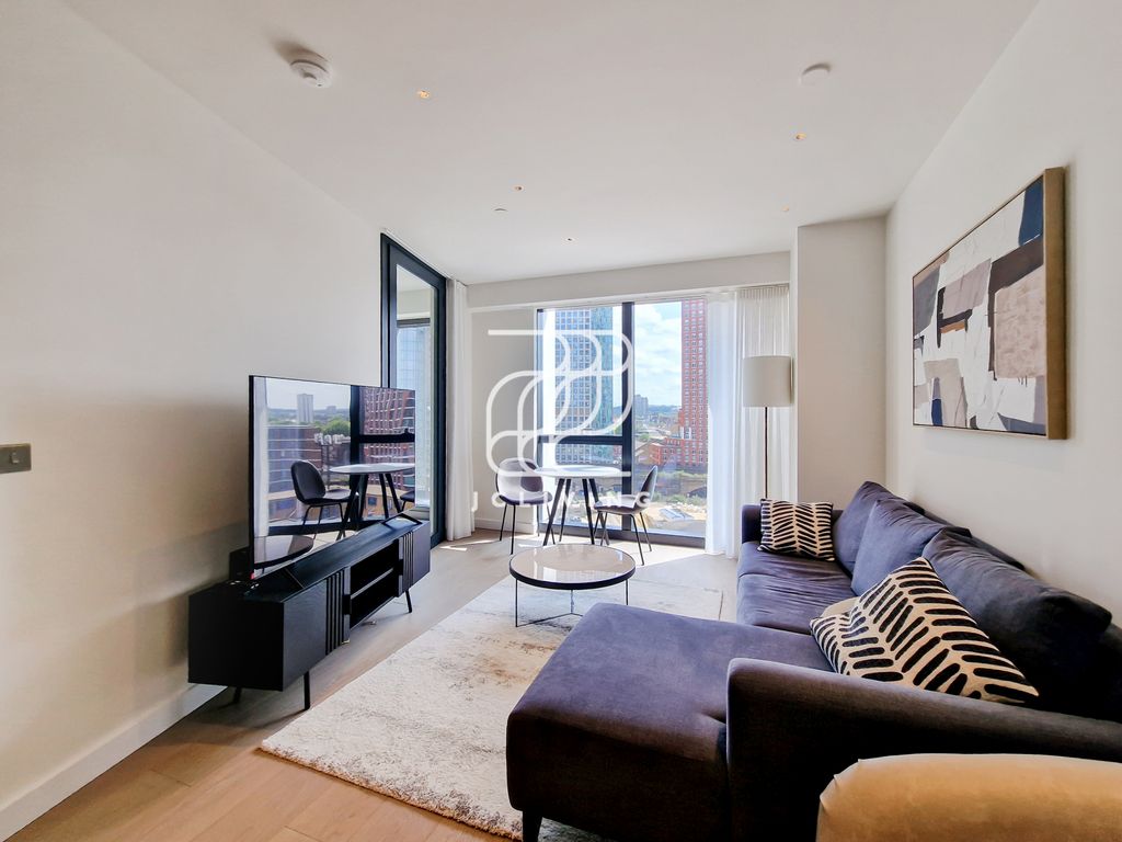 Property photo 1 of 60 River Park Tower, 1 Nine Elms, London, Sw8