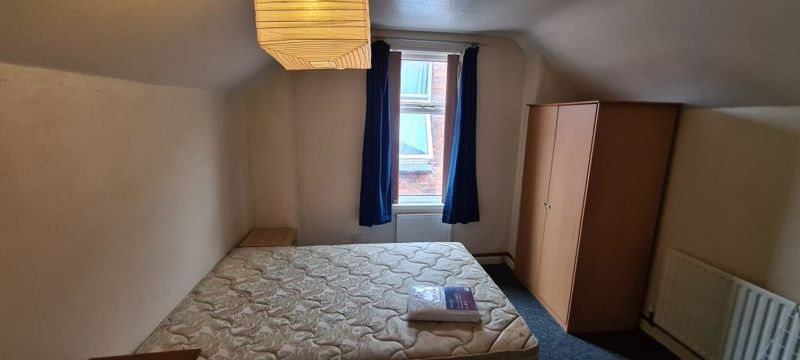 Property photo 3 of 7 Photo 12