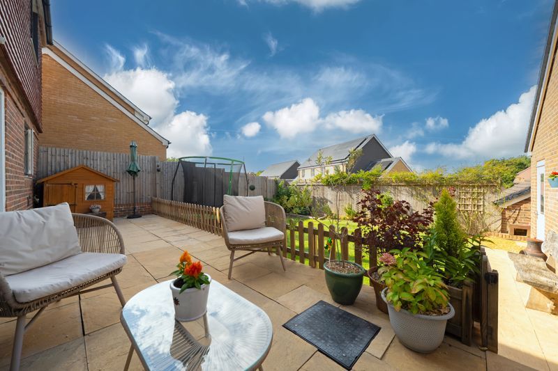 Property photo 3 of 17 Photo 9