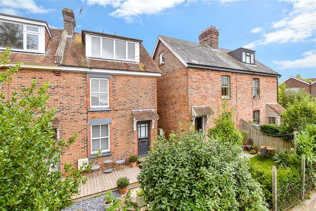 Property photo 1 of 18 Front (Web)