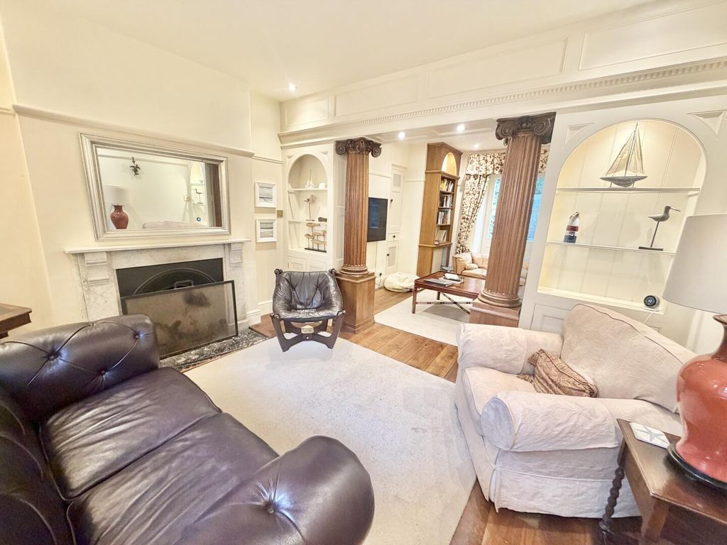 Property photo 2 of 31 Drawing Room