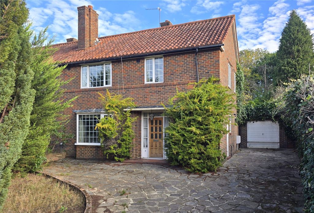 Property photo 1 of 20 Picture No. 24
