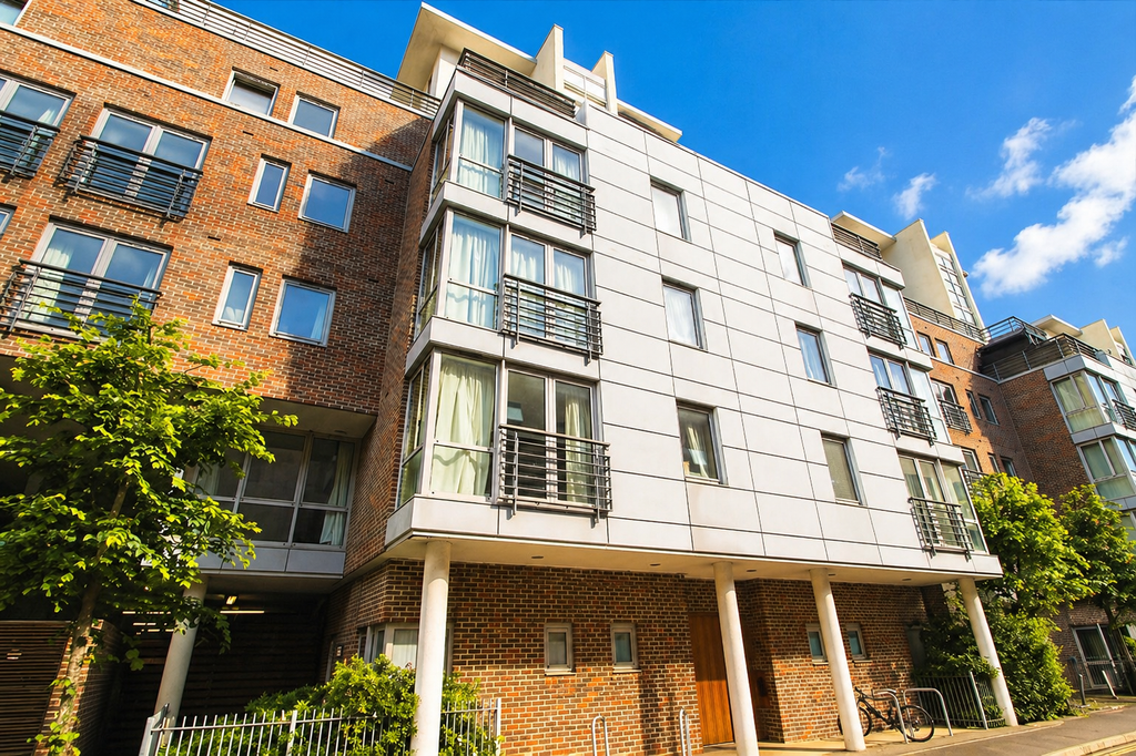 Property photo 1 of 8