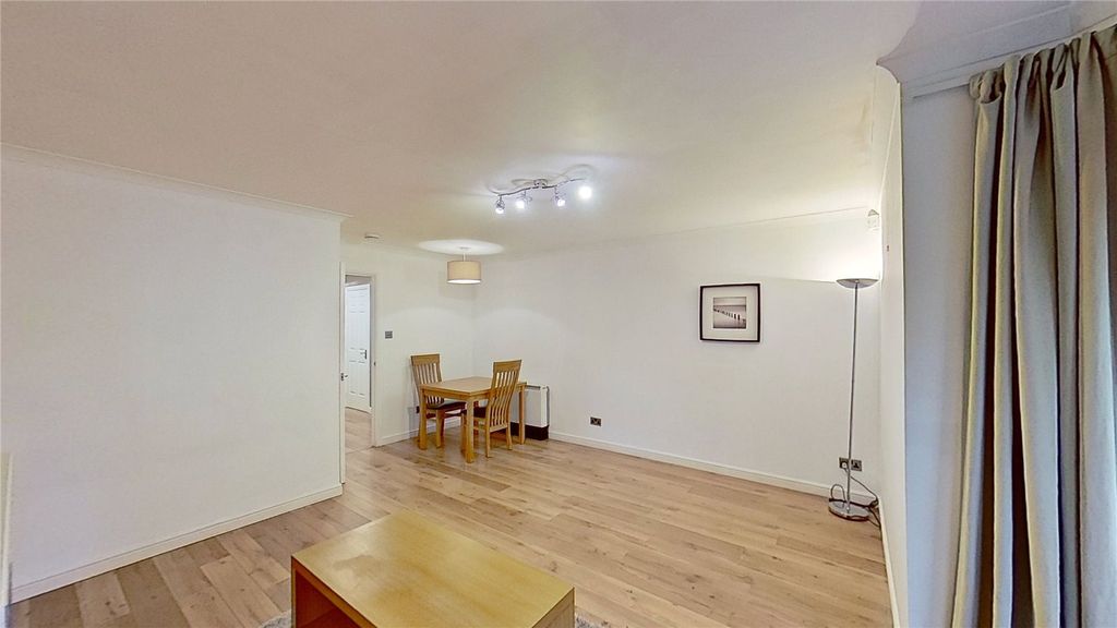 Property photo 2 of 14 Photo 2