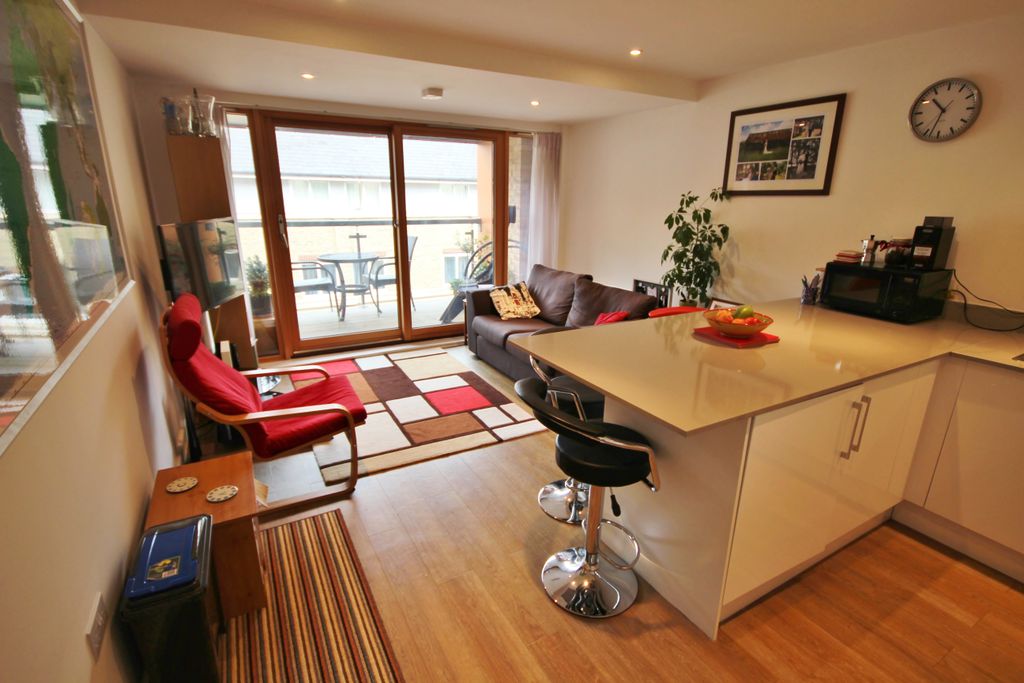 Property photo 2 of 10