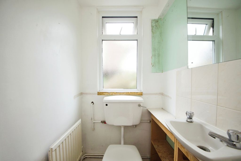 Property photo 2 of 17 Photography
