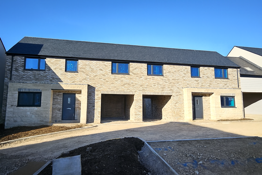 Property photo 2 of 37 Eh Plots 19 - 20