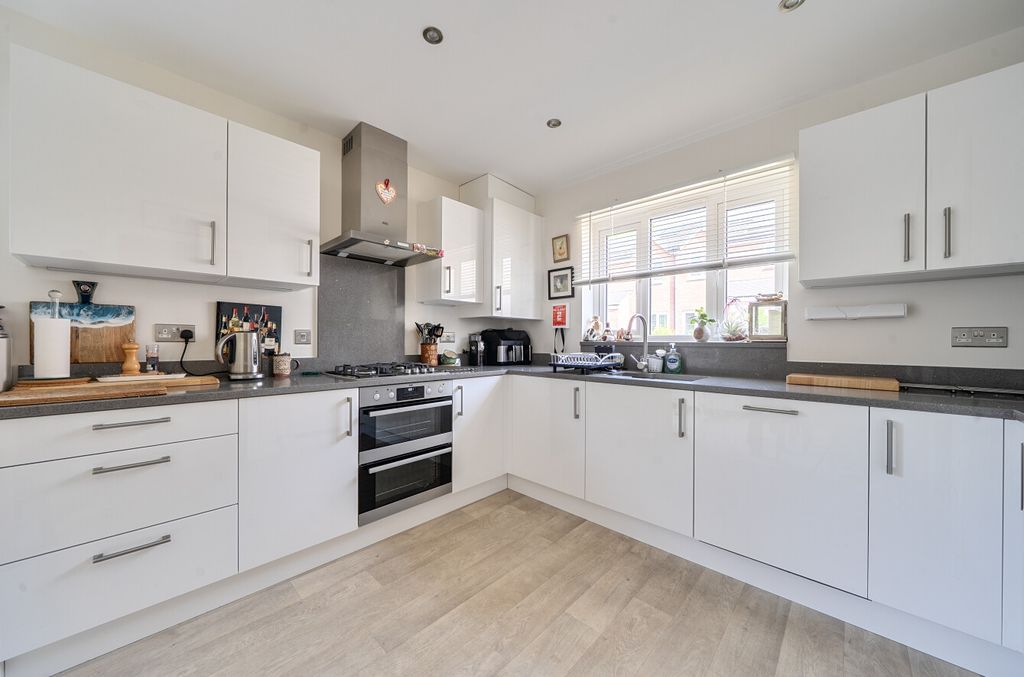 Property photo 2 of 19 1458883 (4)