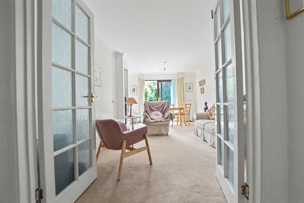 Property photo 2 of 12 Picture No. 04