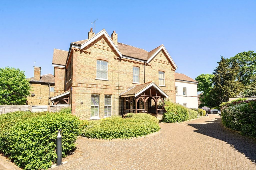Property photo 1 of 14 Picture No. 05