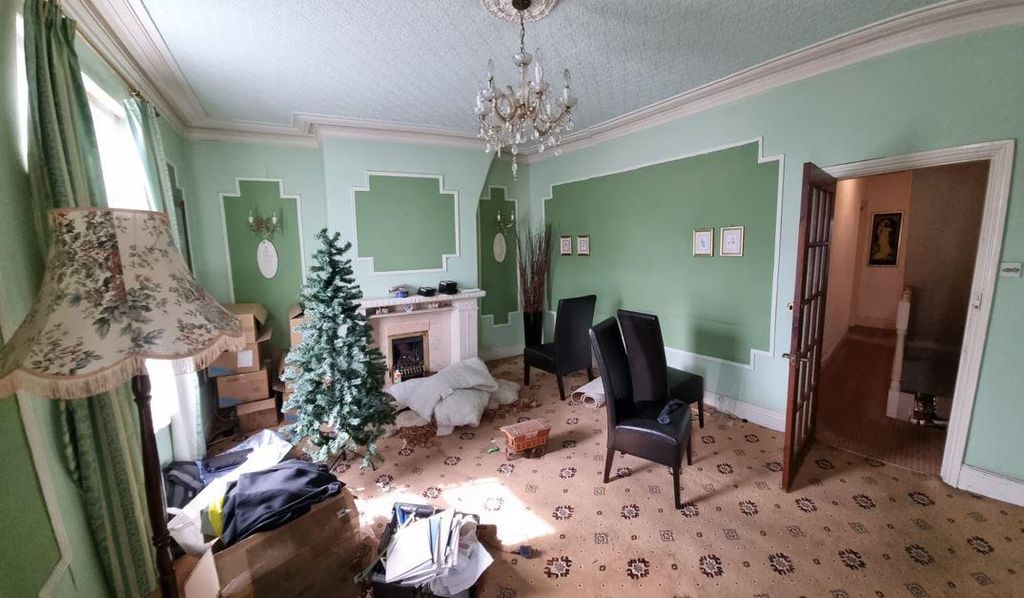 Property photo 3 of 14 13.Jpg