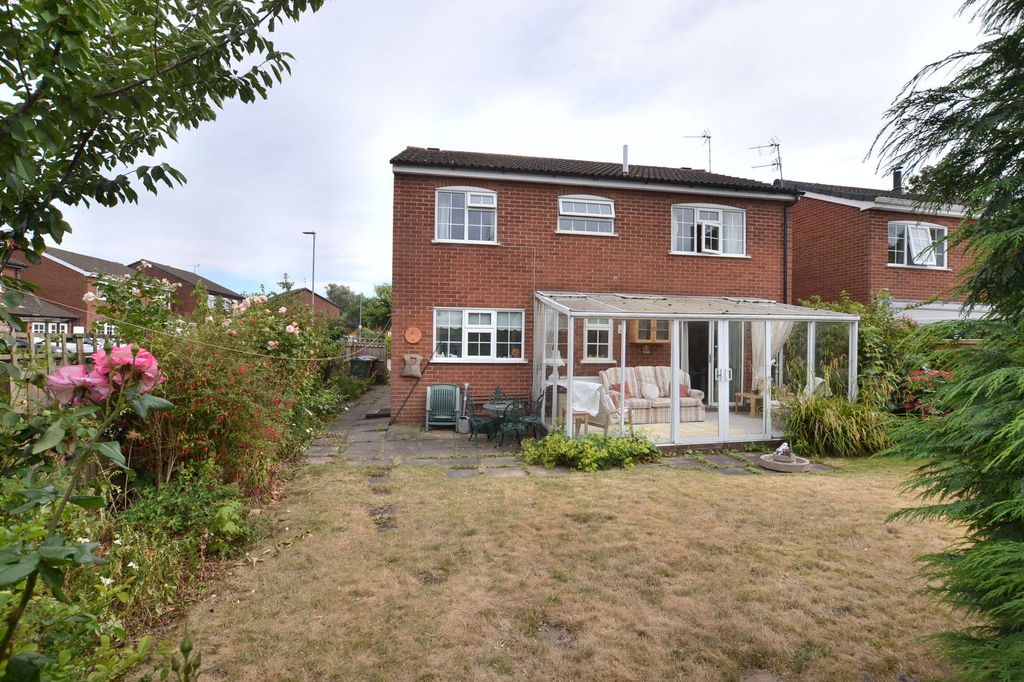 Property photo 2 of 18