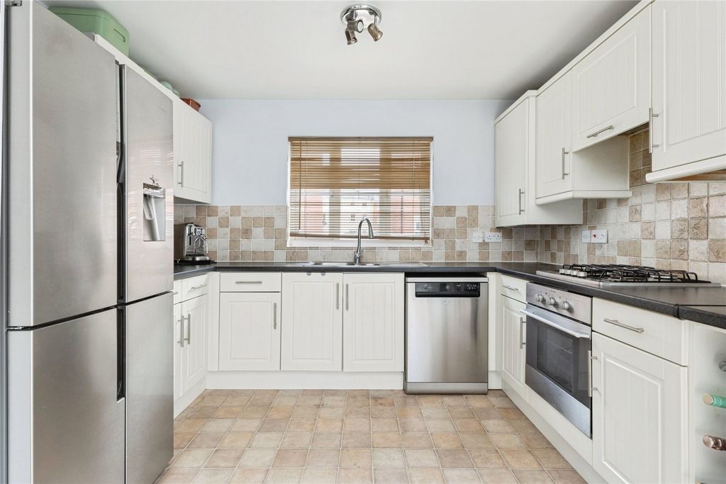 Property photo 2 of 24 Picture No. 03