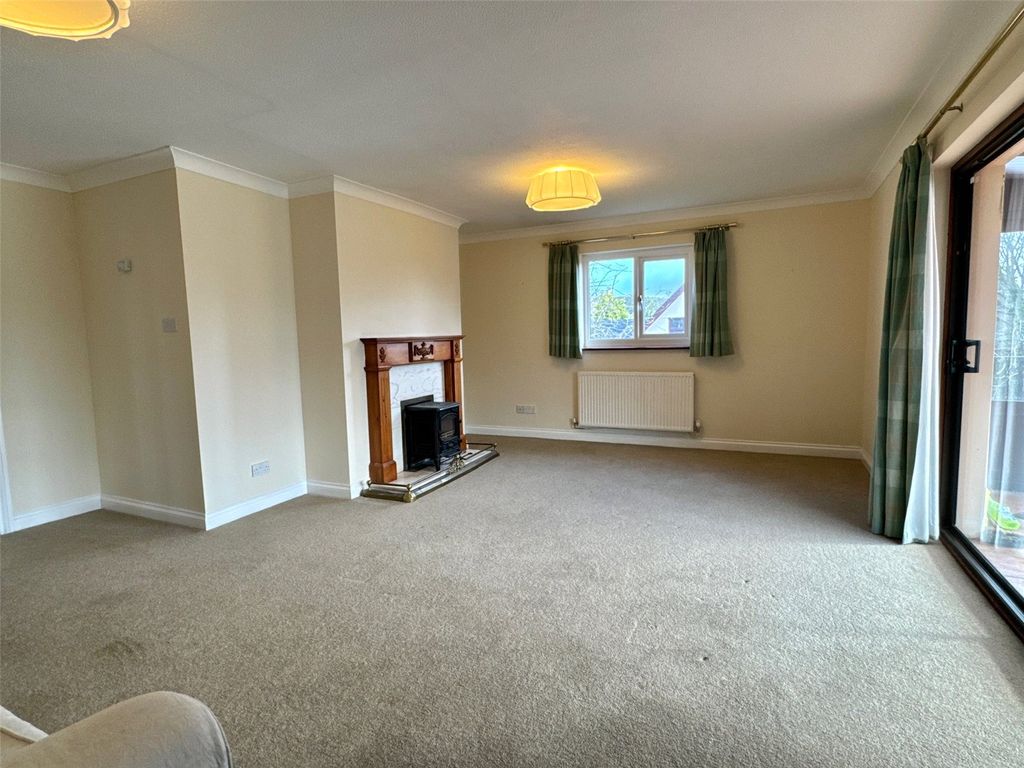 Property photo 3 of 20 Picture No. 04