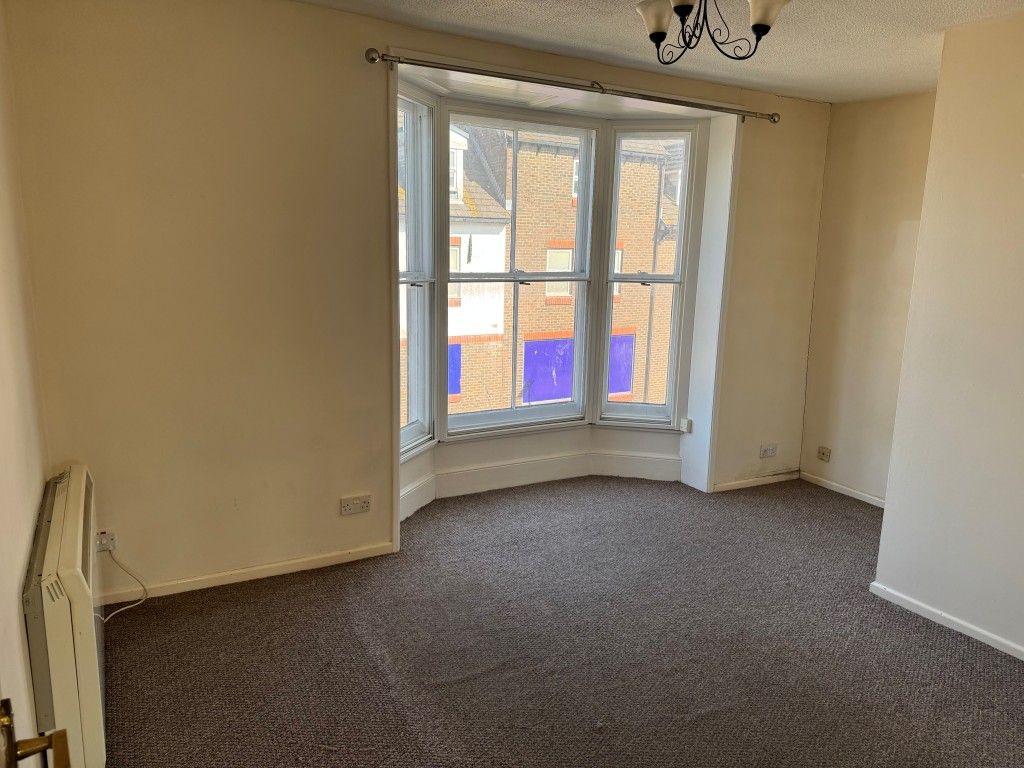 Property photo 2 of 8 Living Room