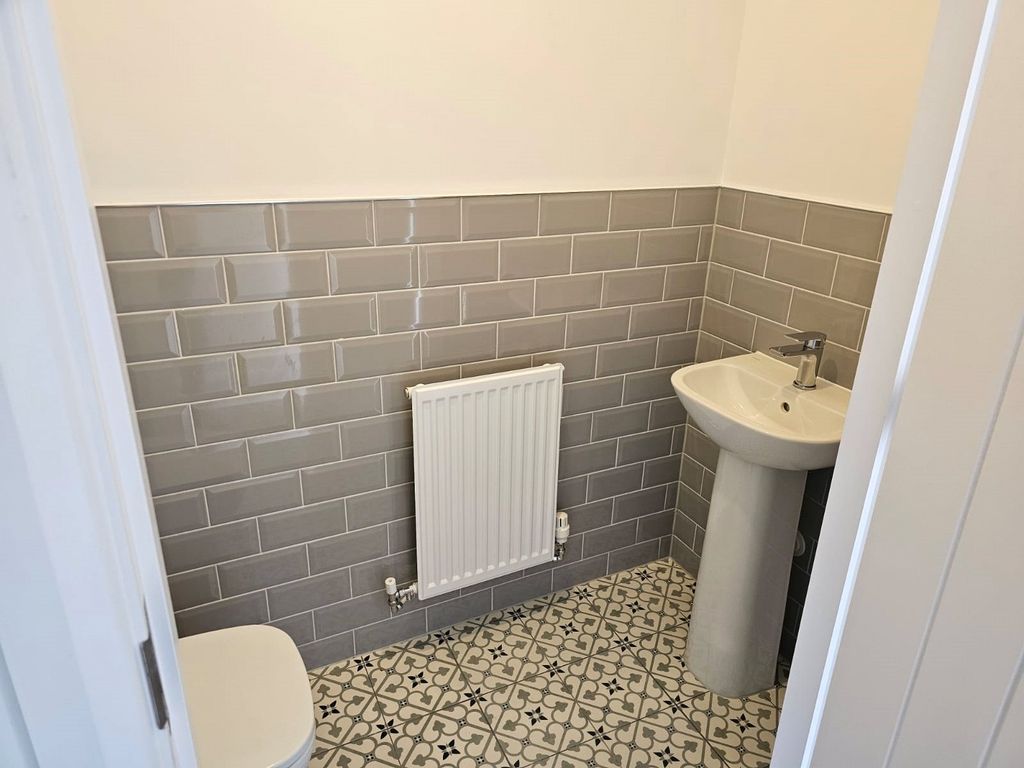 Property photo 3 of 10 Picture No. 06