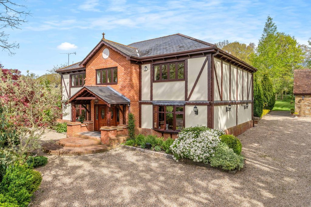 Property photo 1 of 81
