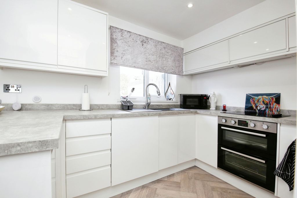 Property photo 2 of 15 Kitchen/Diner