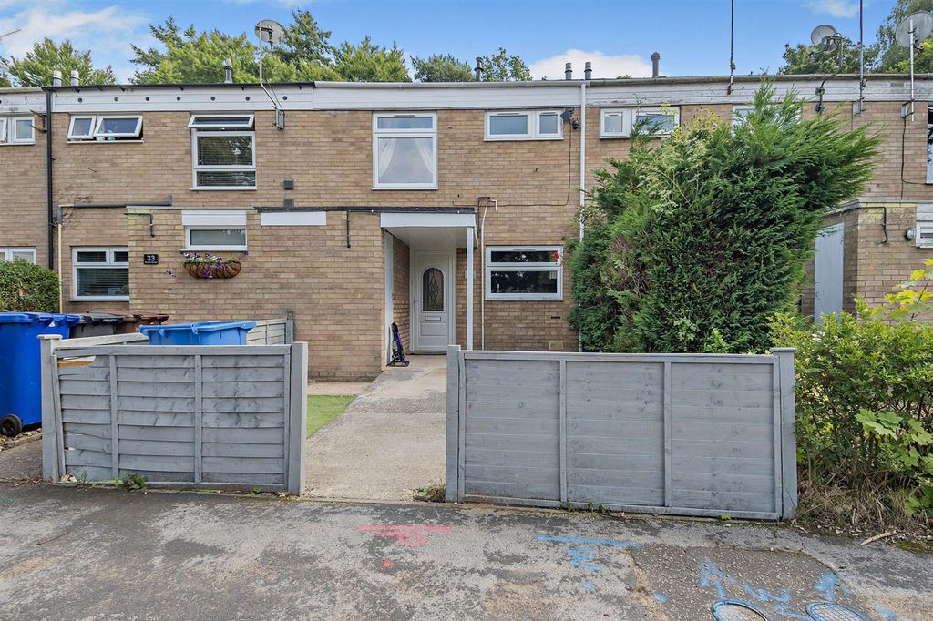 Property photo 1 of 12 8658287-Exterior04-800.Jpg