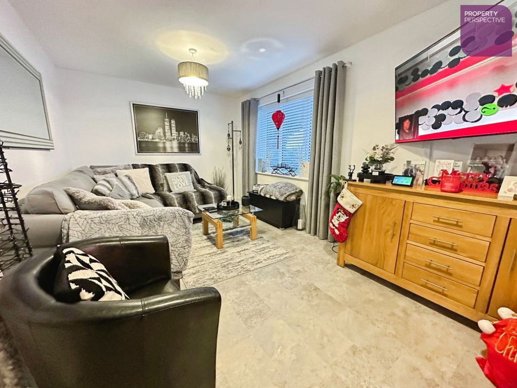 Property photo 2 of 15 Pbox-Img.Jpg