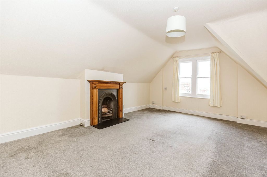 Property photo 2 of 14 Picture No. 35