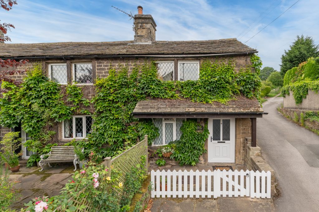 Property photo 1 of 30 Exterior