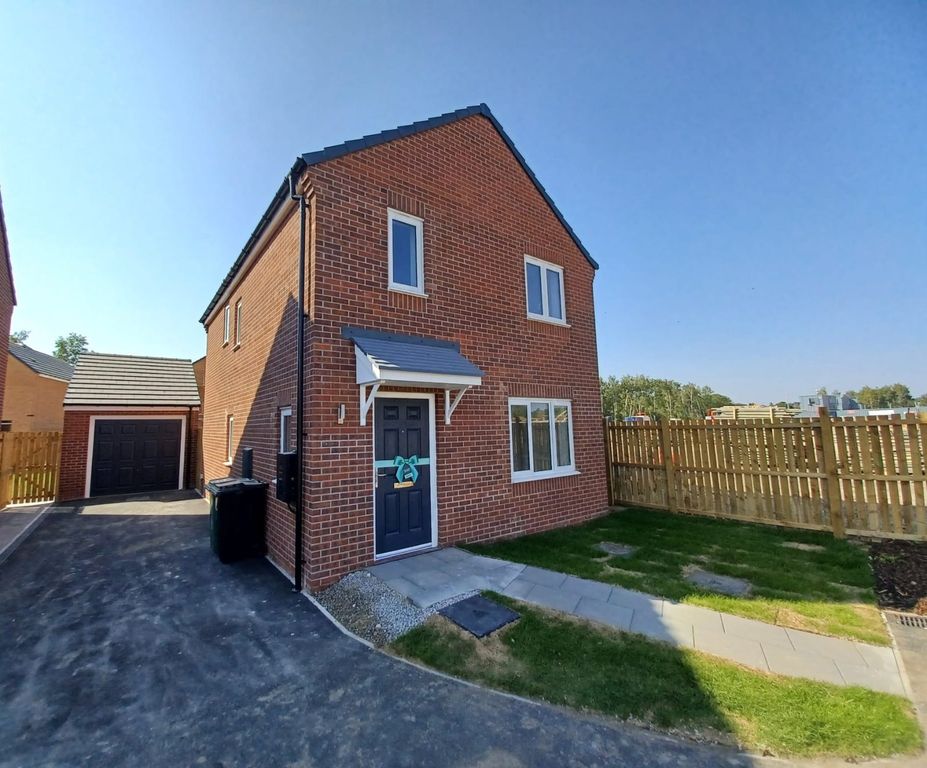 Property photo 1 of 19 Picture No. 01