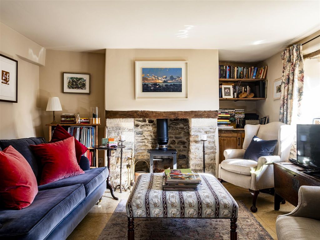 Property photo 3 of 24 Top-24.Jpg