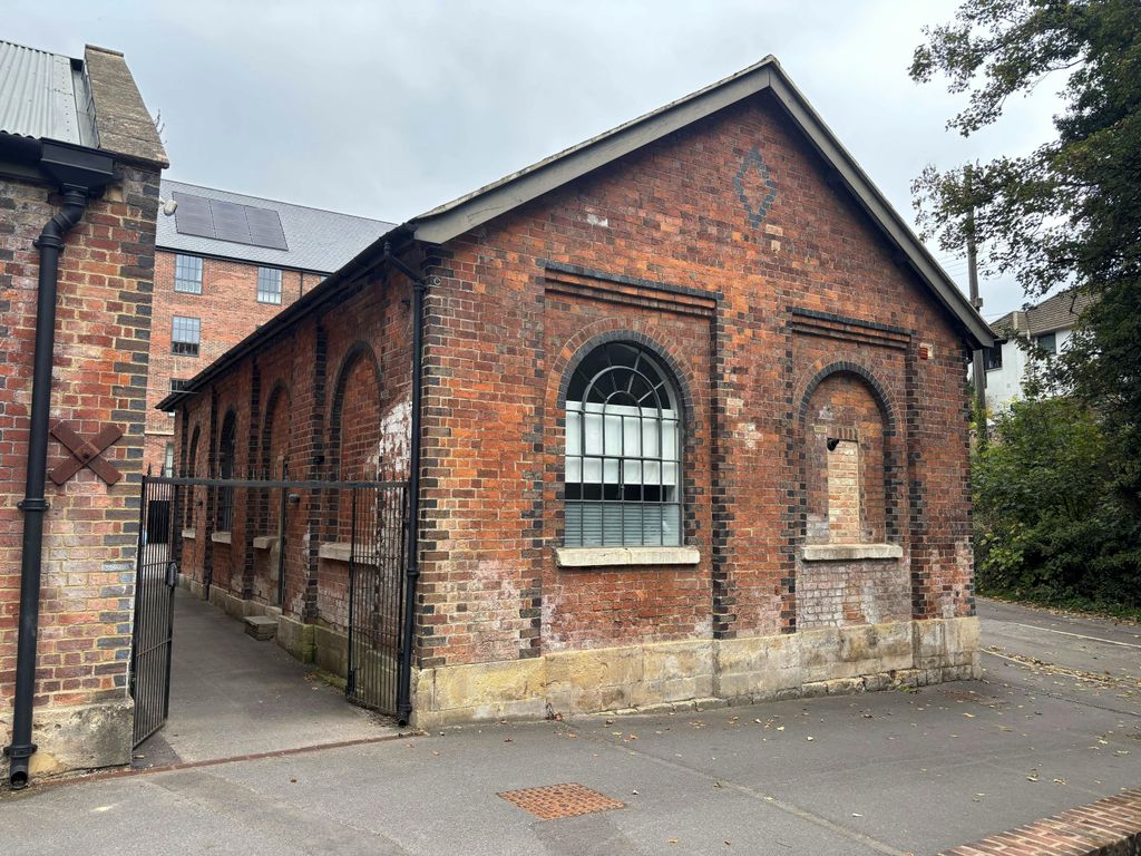 Property photo 1 of 3 Admin Ext.Jpg