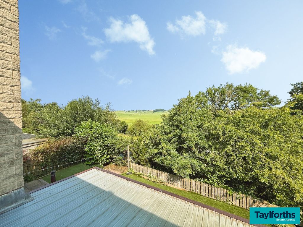Property photo 3 of 37