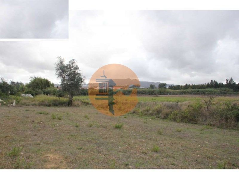 Property photo 1 of 2