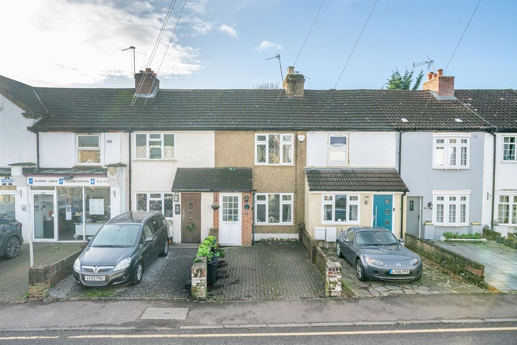 Property photo 1 of 17 272-New-Road-6378.Jpg