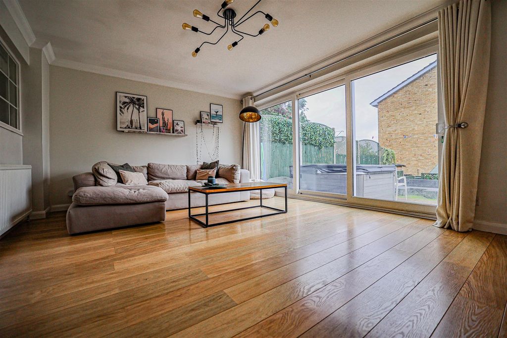 Property photo 3 of 37 980A4366.Jpg