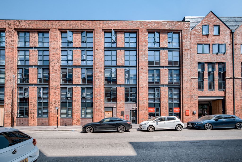 Property photo 1 of 6 Xh2A6289-Hdr(3)