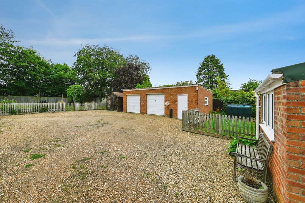 Property photo 3 of 19