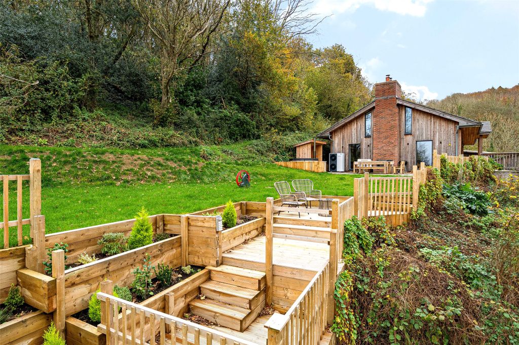 Property photo 3 of 31 Picture No. 03